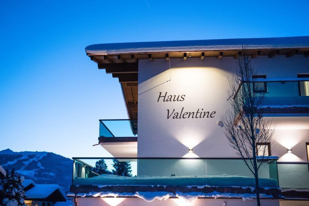 Villa Valentine Flachau Exteriör bild